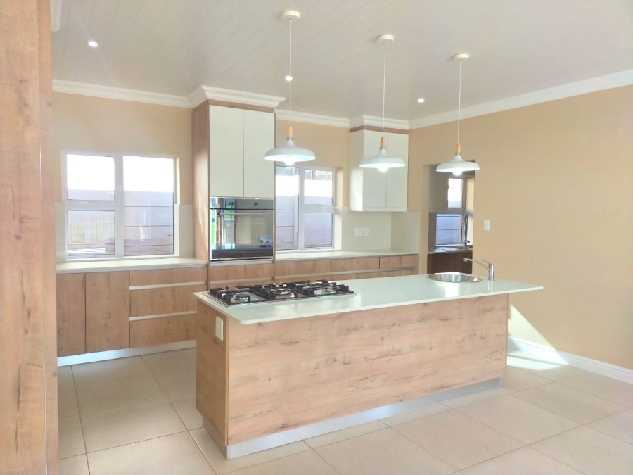 3 Bedroom Property for Sale in Reebok Western Cape